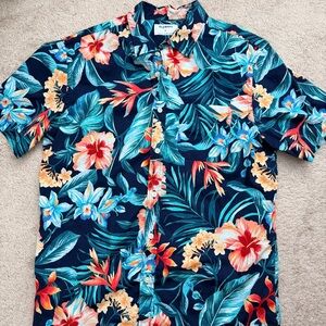 Old Navy Men’s Tropical Hibiscus Button-Down